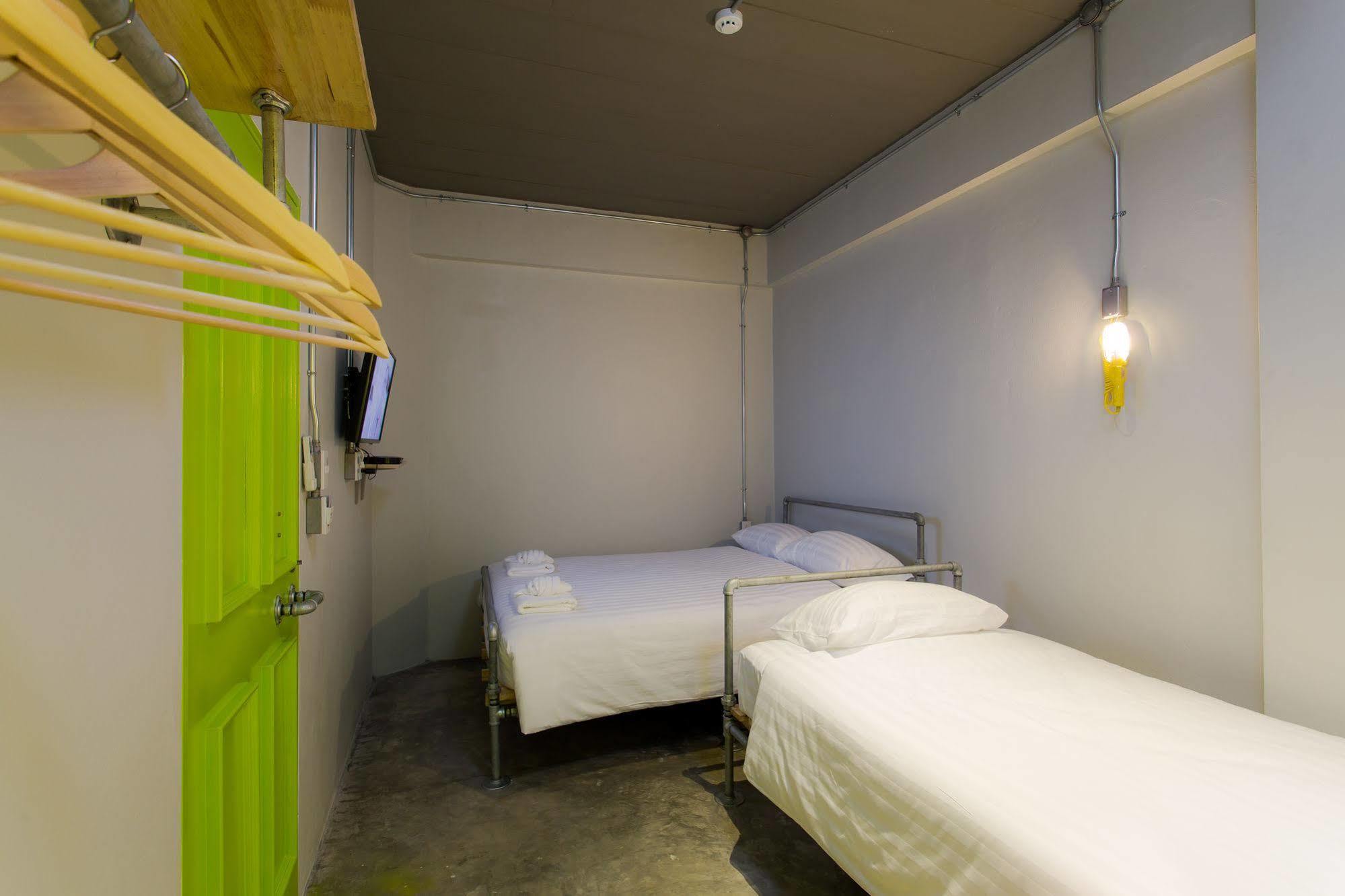 Bloo Albergue Phuket