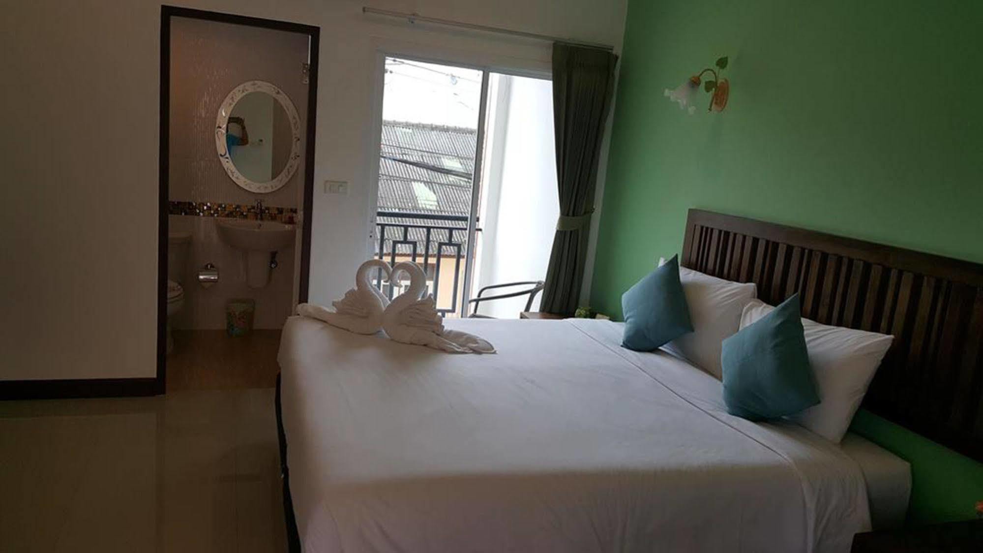 Hotel Bs Airport At Phuket 3*