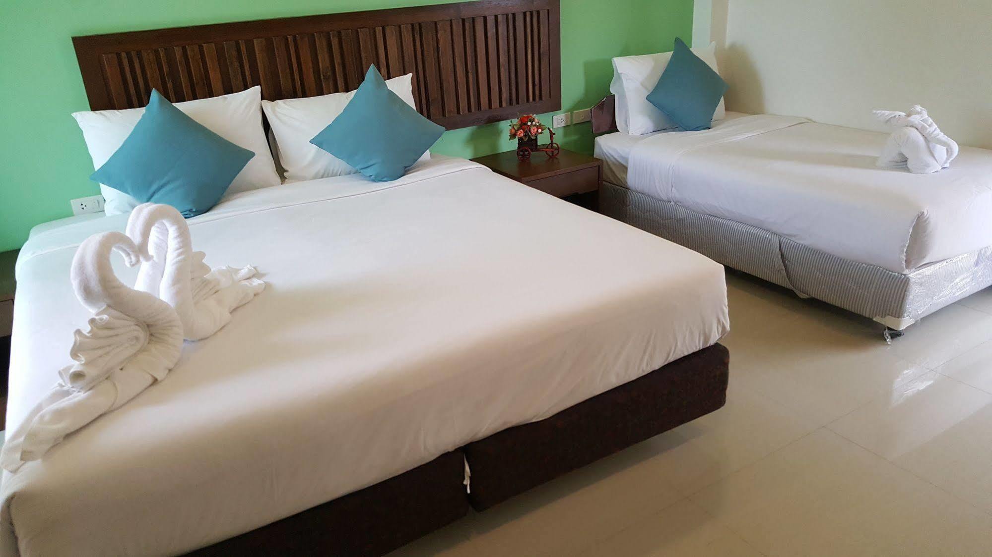Hotel Bs Airport At Phuket 3*