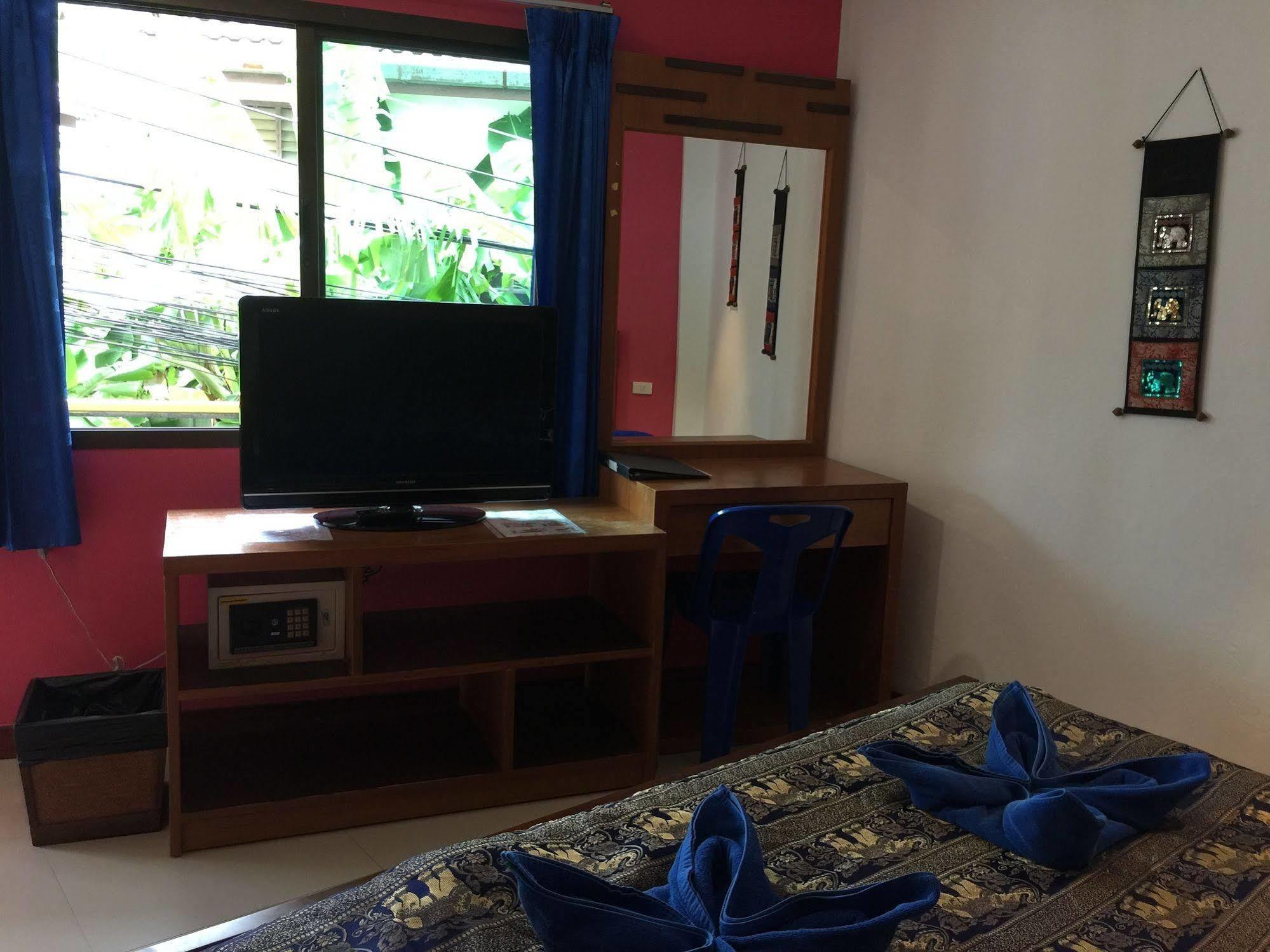 Economy hotel Dreams & Patong