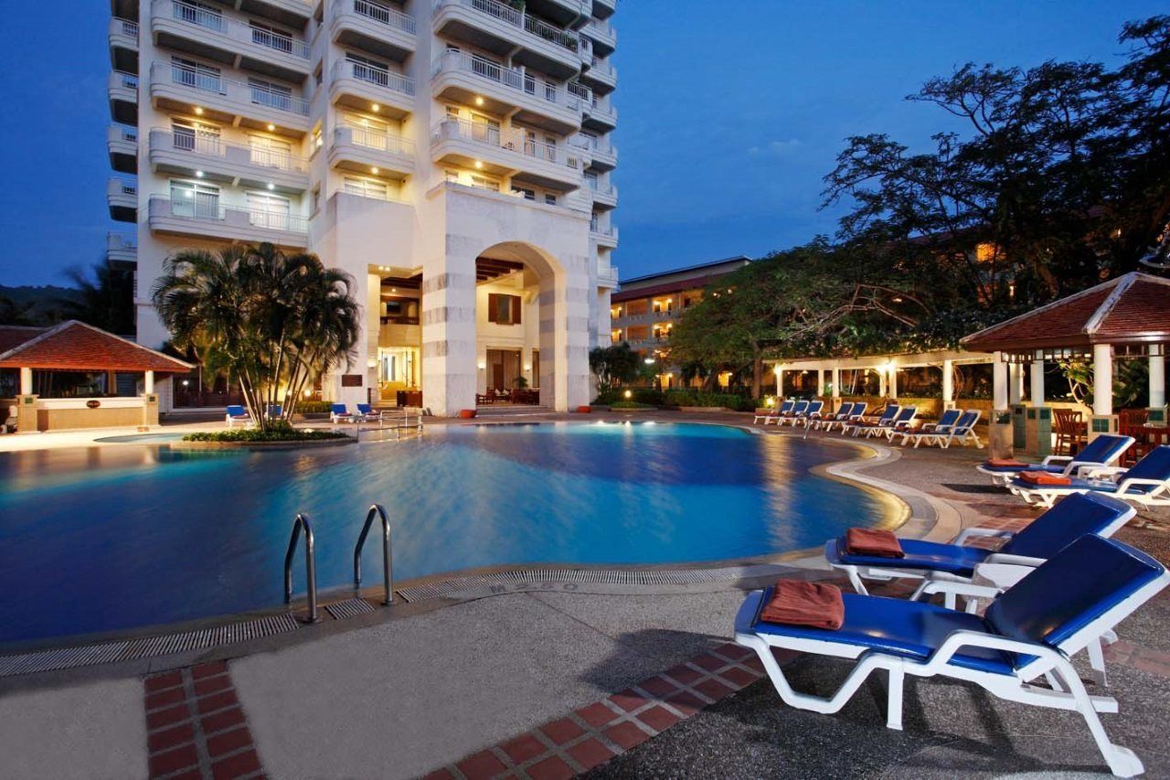 Waterfront Phuket By Centara Karon