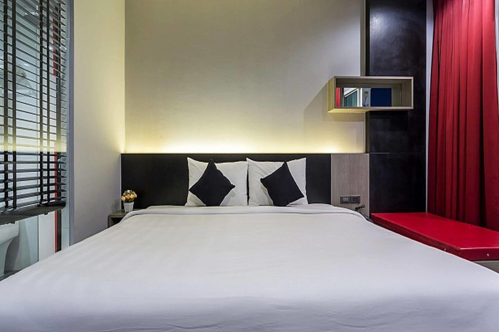 Hotel At - Sha Certified Patong