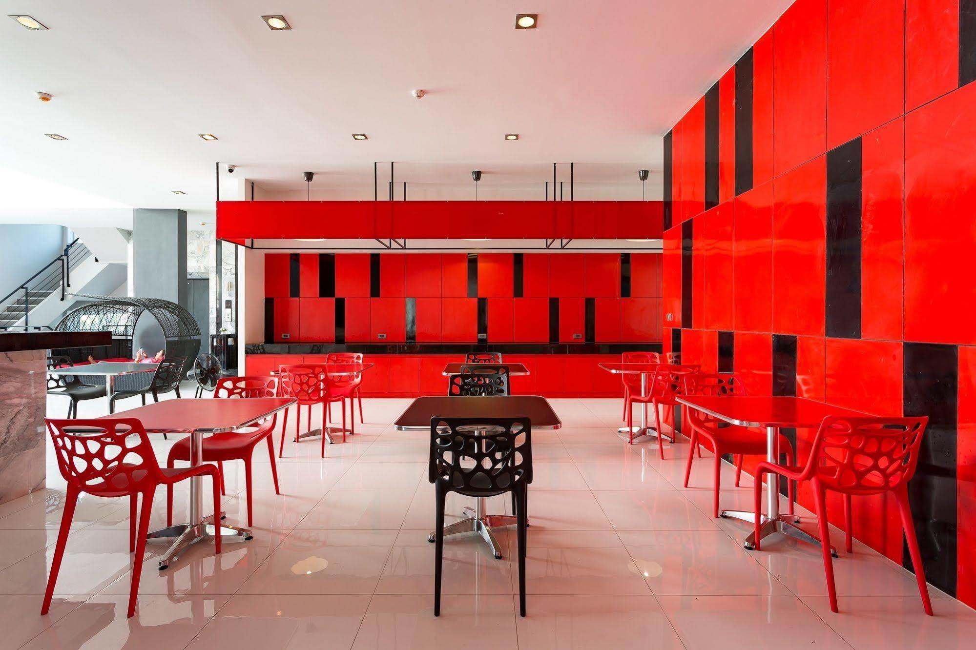 Neon 4* Patong