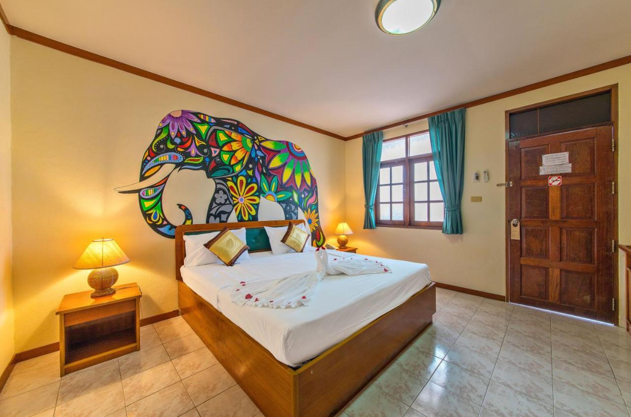 Hotel Panda 3*