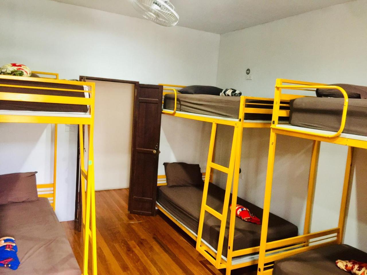 Hostel Sunny
