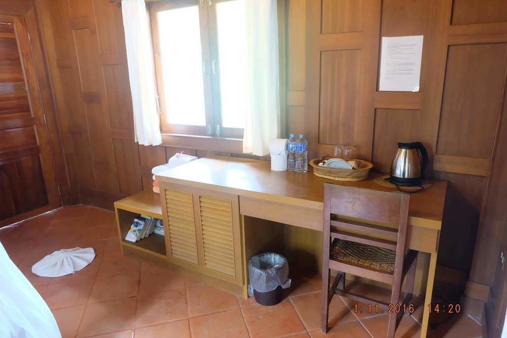 Hotel Baan Mai Beachfront 3*
