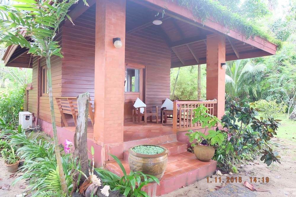 Baan Mai Beachfront Hotel Phuket