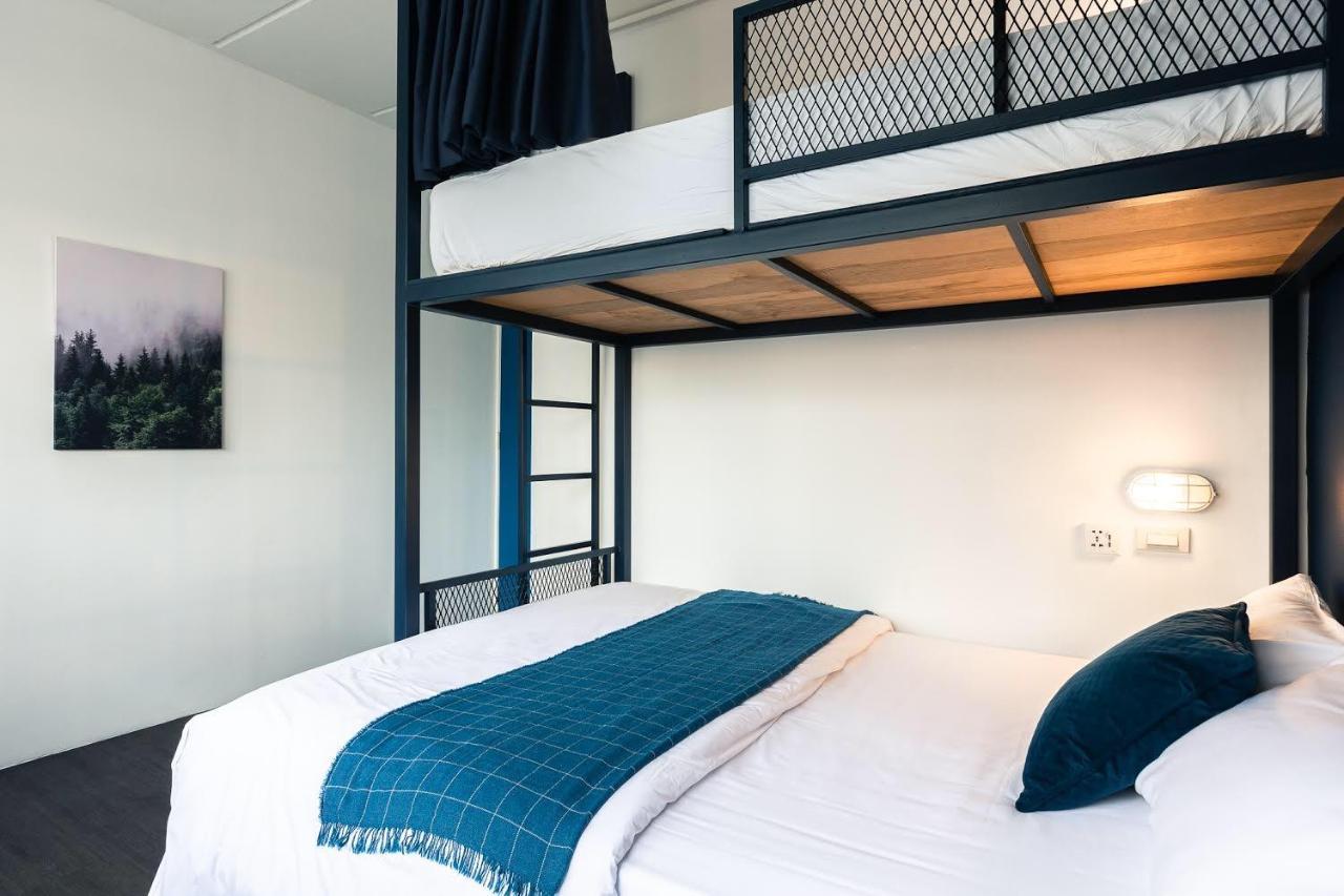 White Poshtel Asrama Phuket