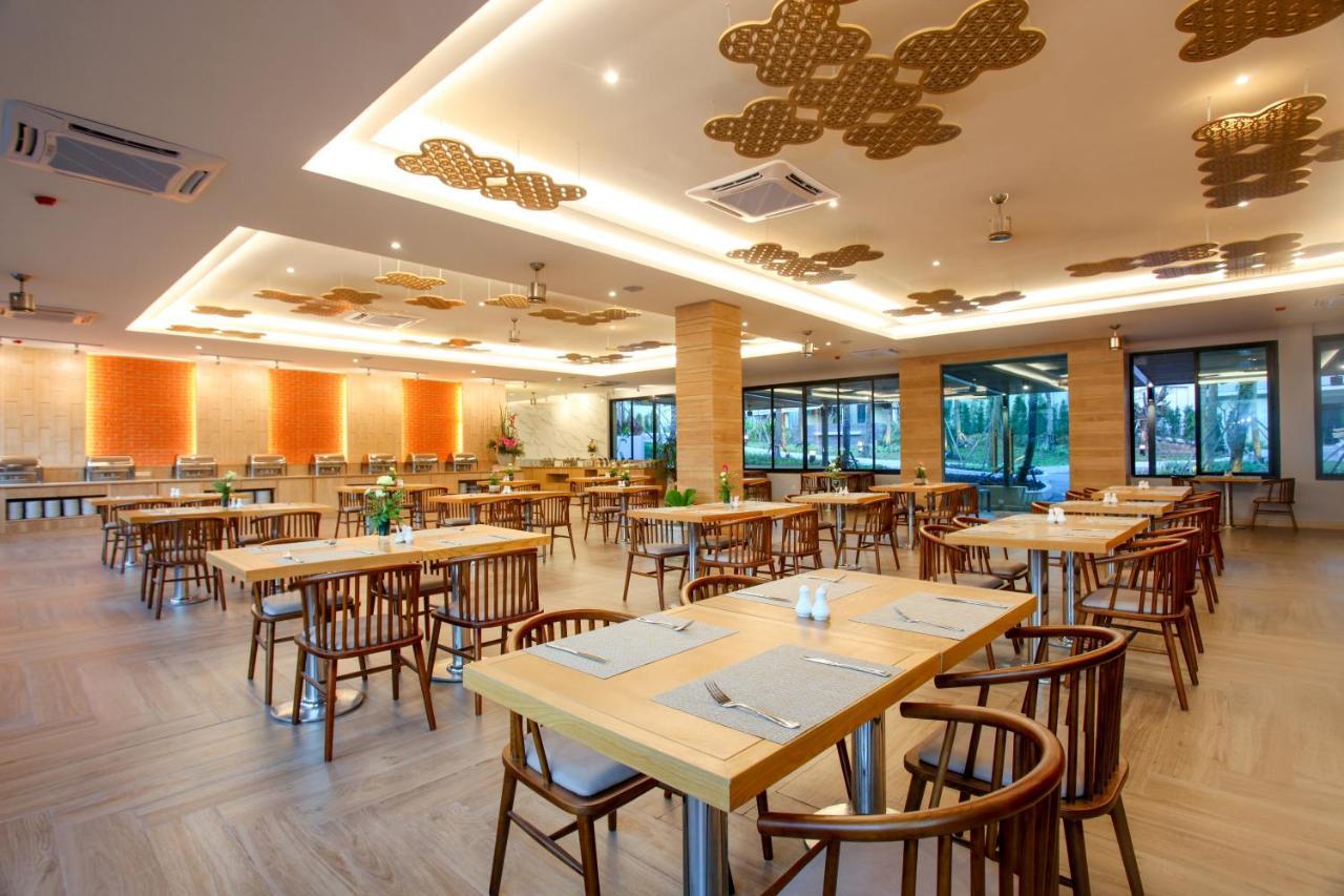 Craft & Villas, Town Phuket