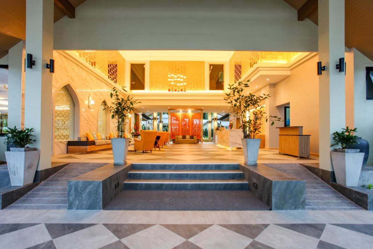 Craft & Villas, Town Hotel
