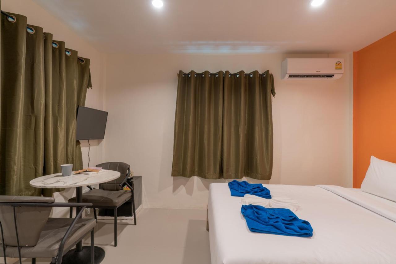 Guest house Grey Door Patong
