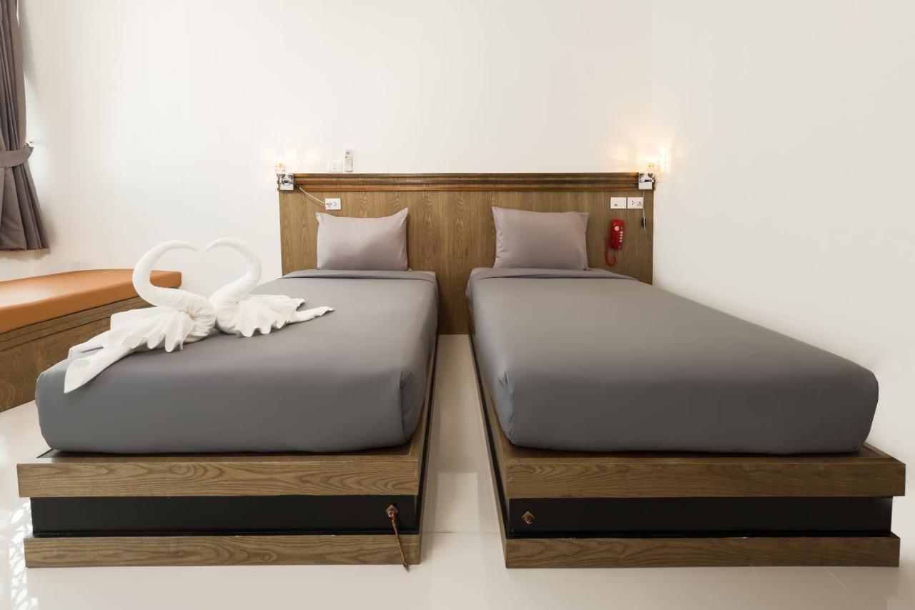 77 Bangla - Sha Certified Hotel