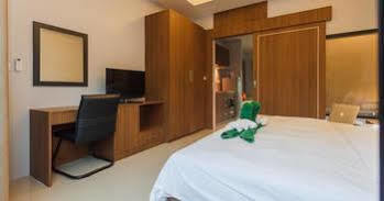 Aparthotel Happy Eight Sha 3*