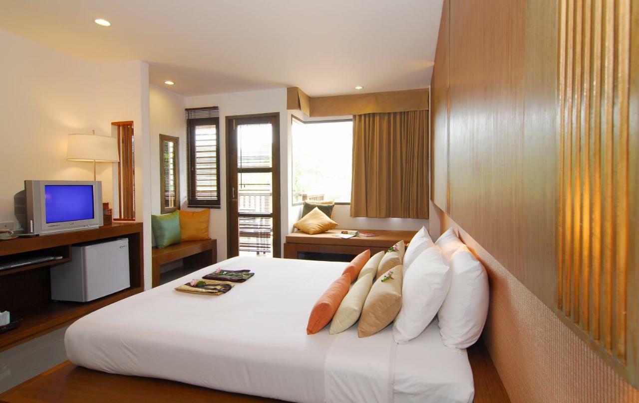 Hotel Peach Blossom & Pool - Sha Plus 4*
