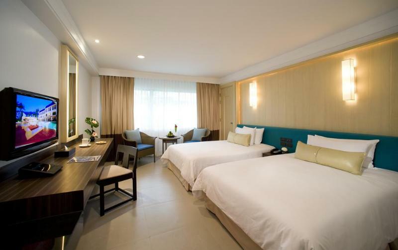 Ashlee Heights 4*