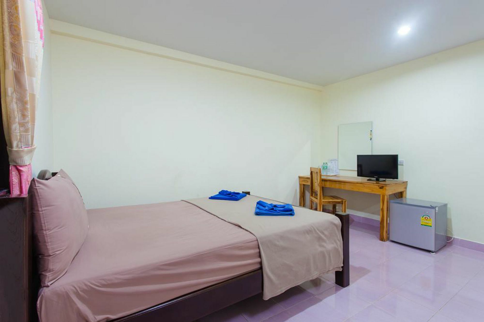 Hock Apartment
