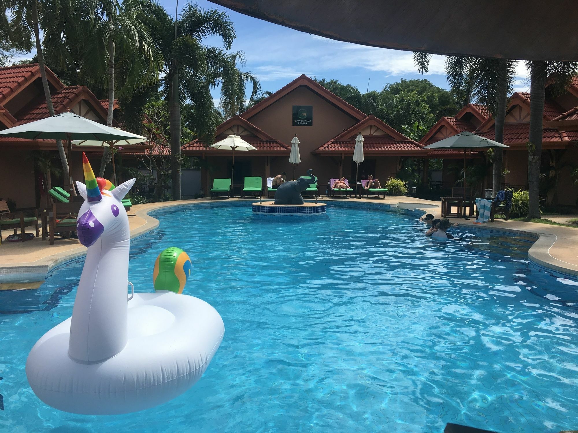 Resort The Happy Elephant