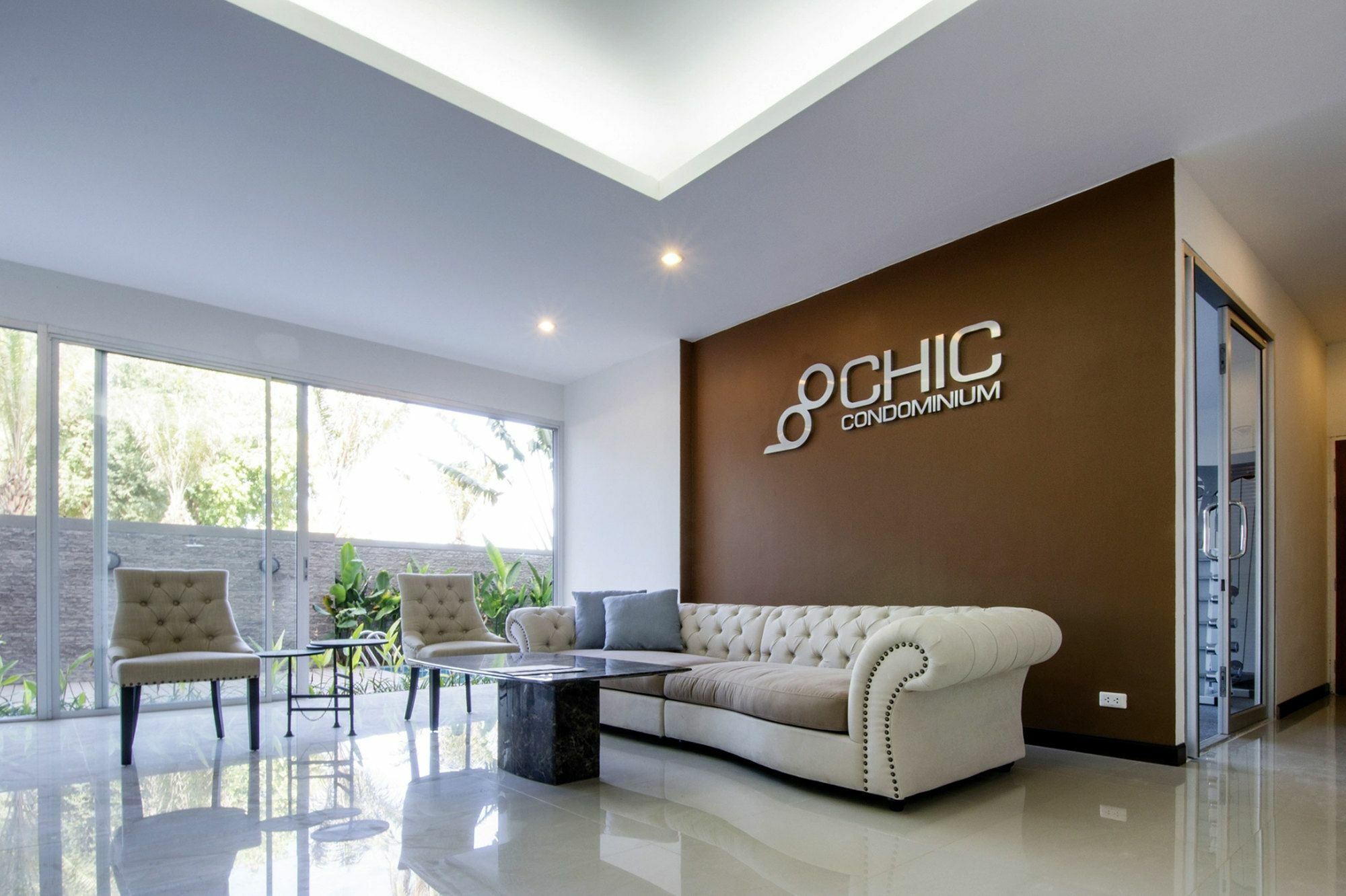 Chic Residences At Hotel