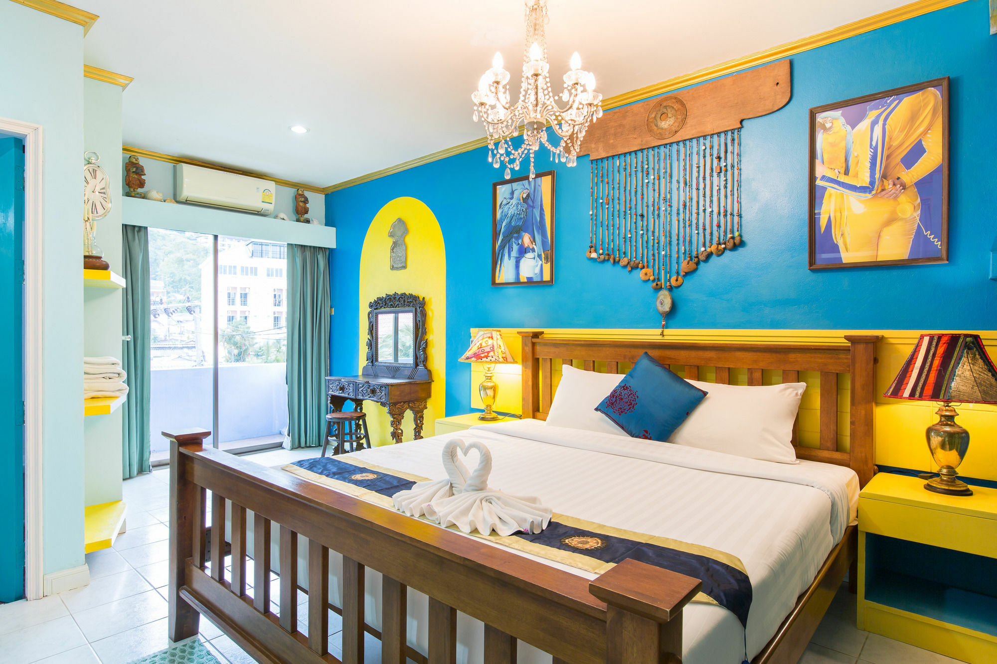 Barefoot Kalim Front Bed & Breakfast Patong