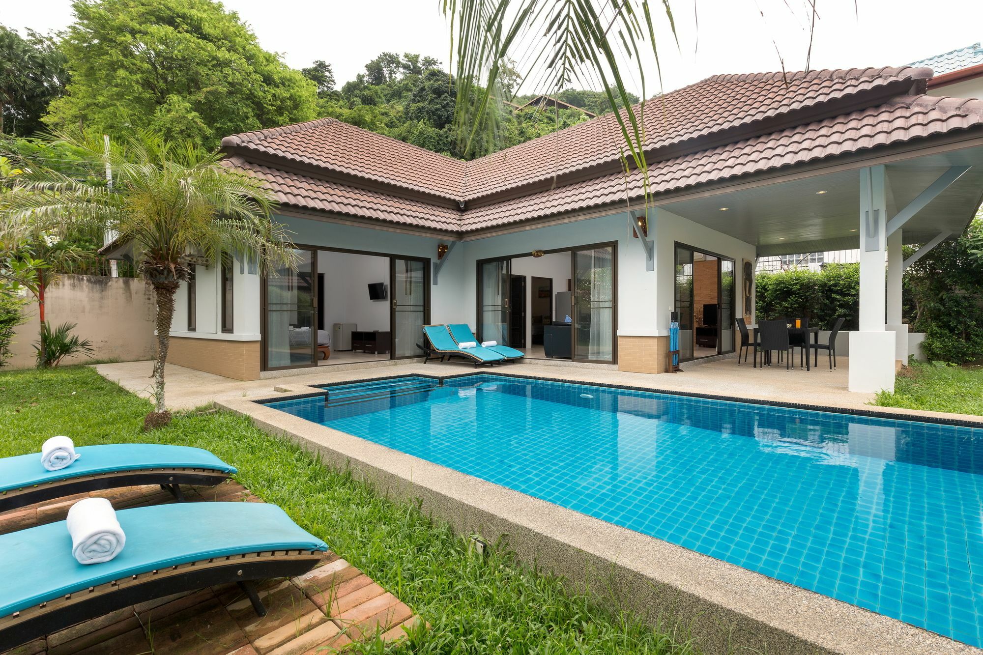 Pool 2 Villa *