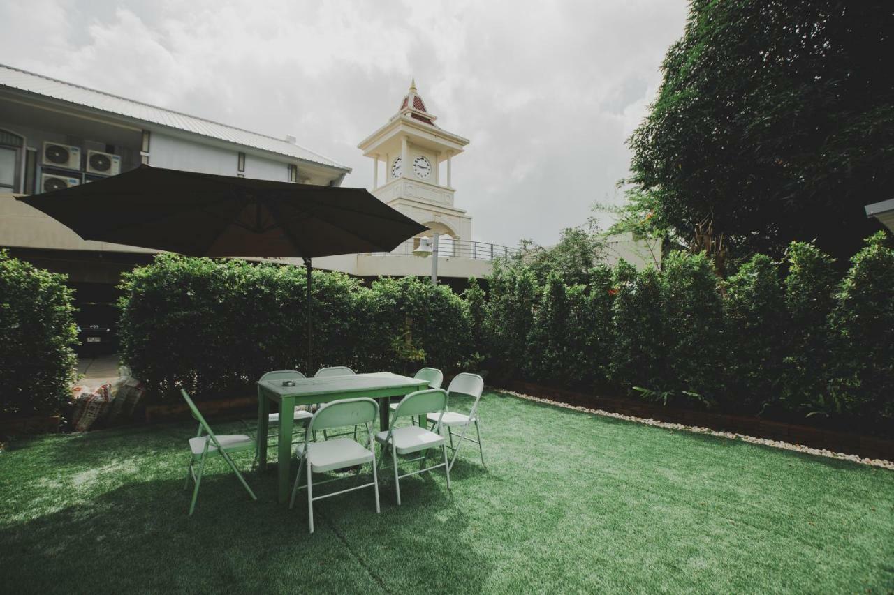 Asrama White Poshtel *