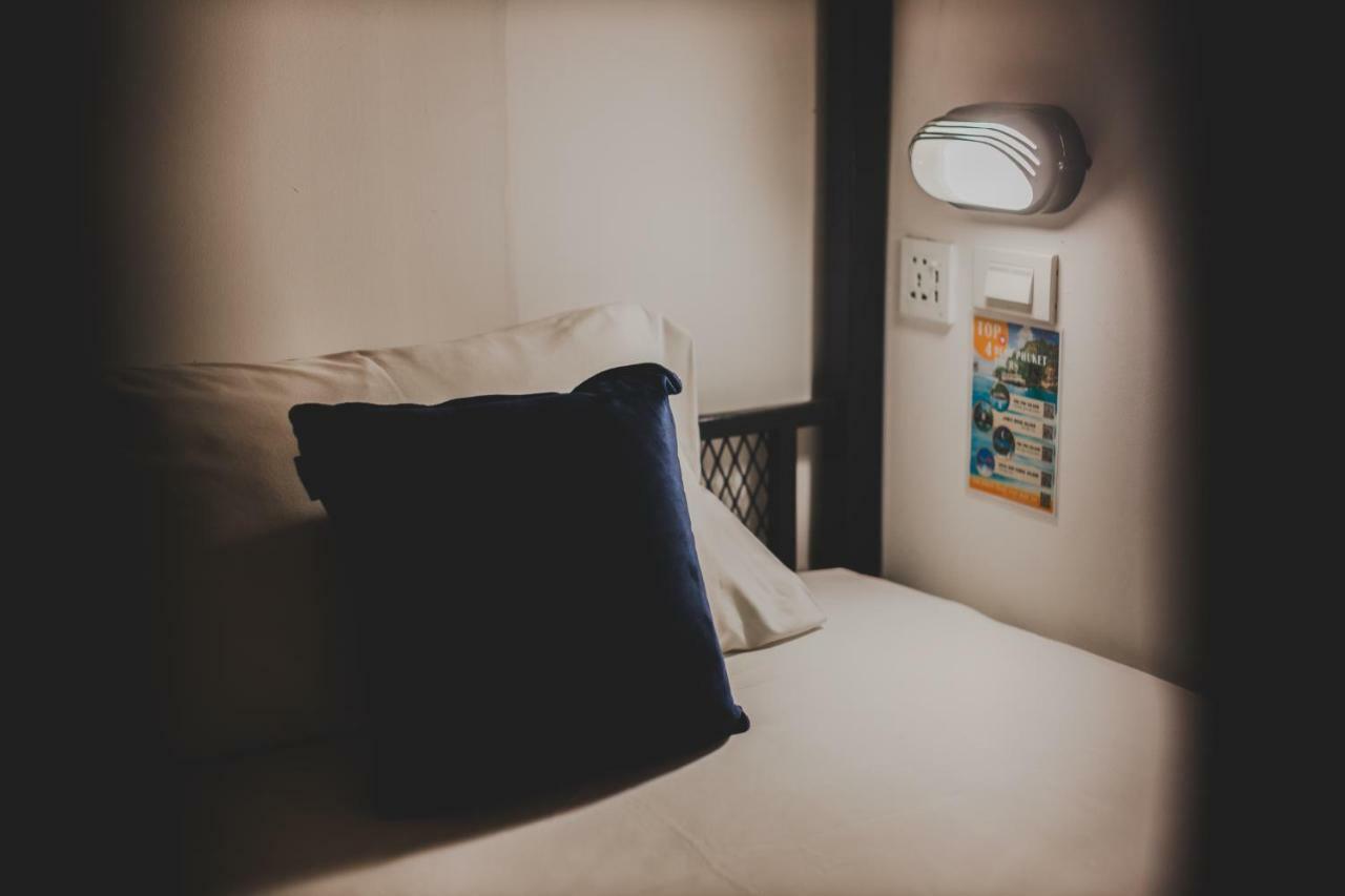 Asrama White Poshtel *