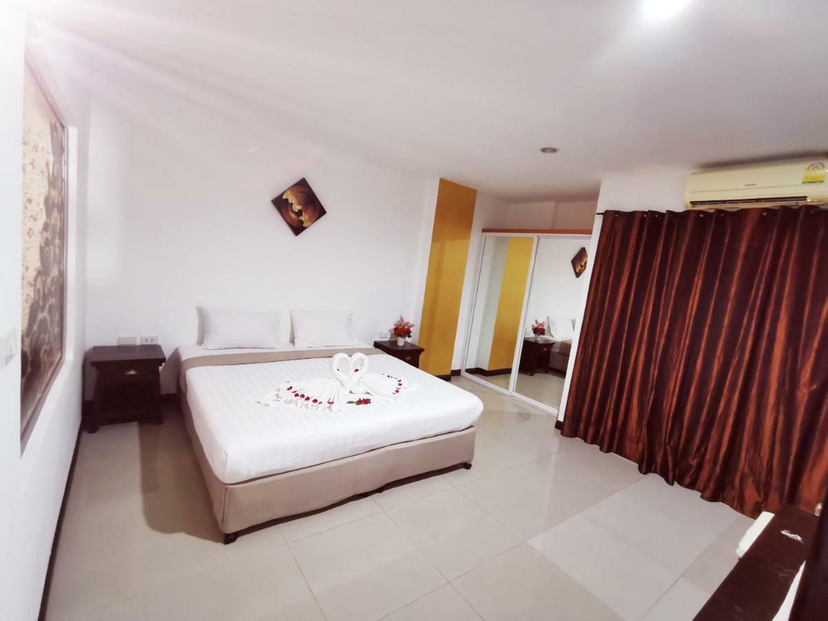 Blue Star Hotel