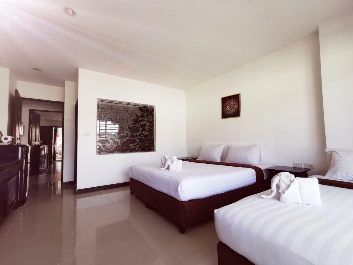 Blue Star Hotel