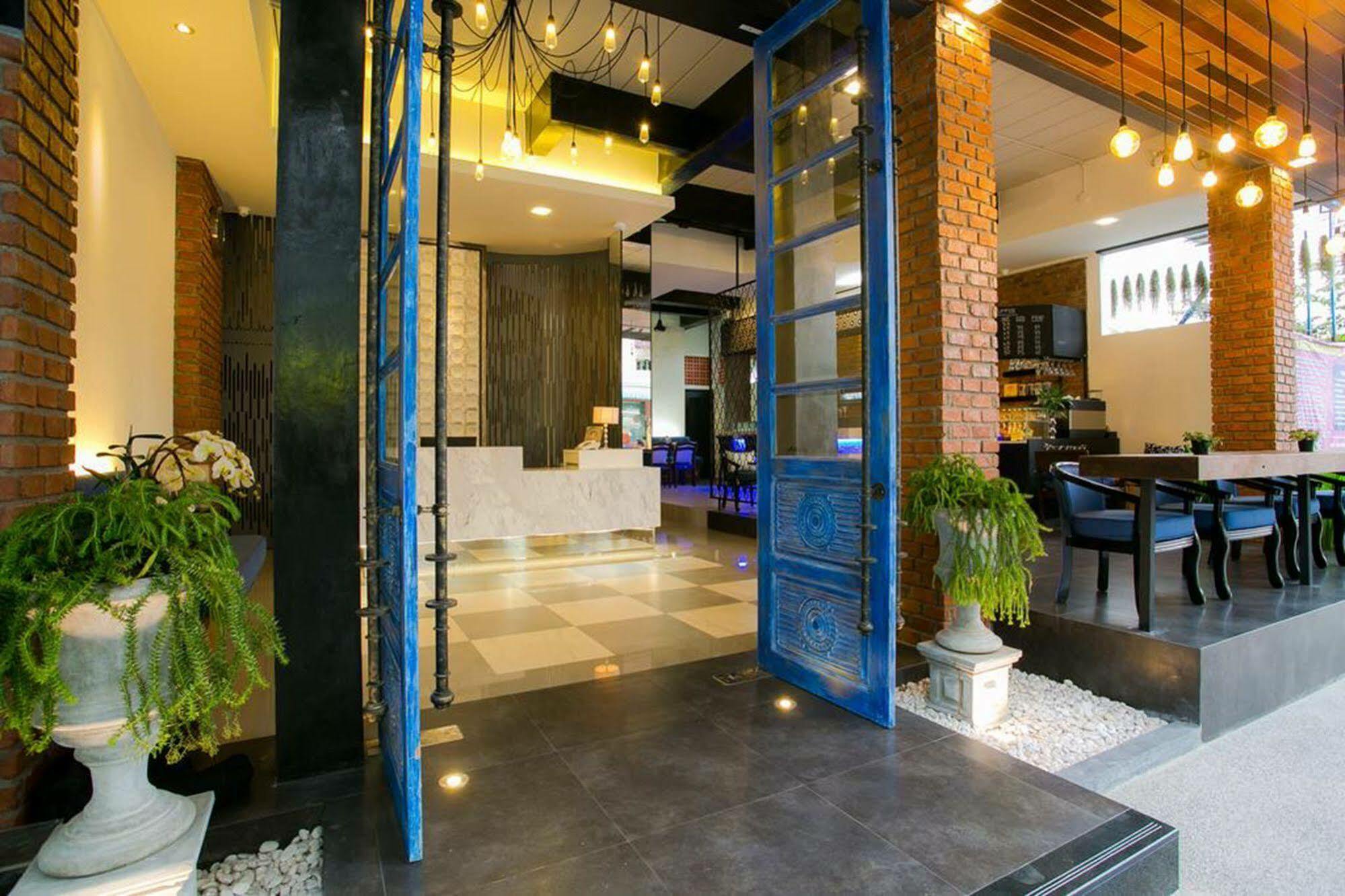 Gasthof The House 3*