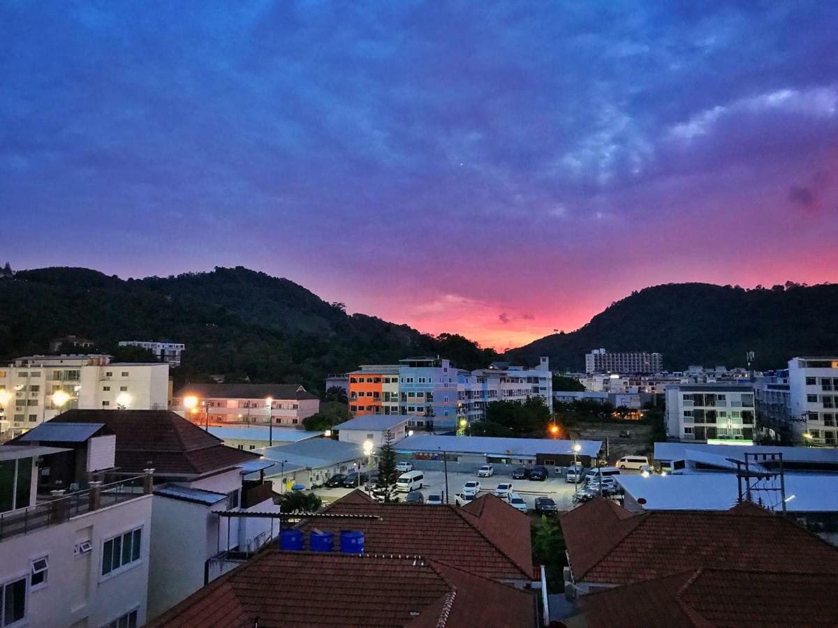 Tropical Sunset Hotel 3*