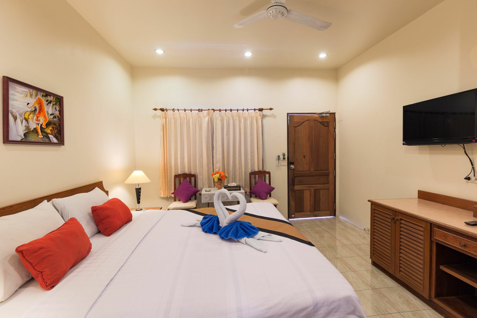 Batic House By Sharaya Hotel 3*