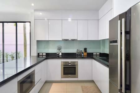 2/105 Green Hills Villa's *