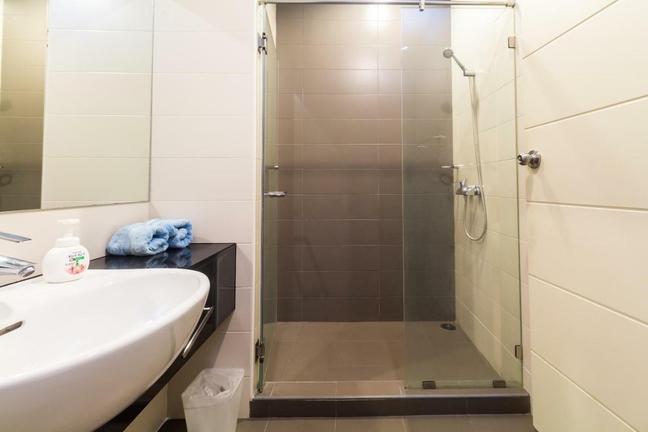The Palm At Veloche Group By Lofty Apartment