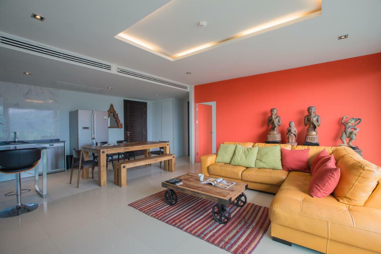 Oh-So-Sexy Rare Triple Penthouse In Pa Tong Apartamento *