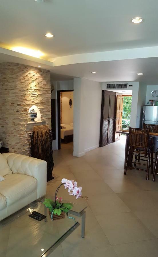 Sea View Apartment