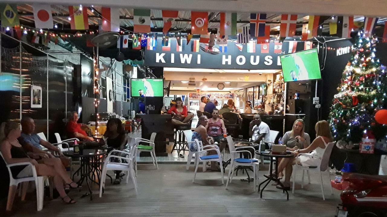 Kiwi House Sports Bar *