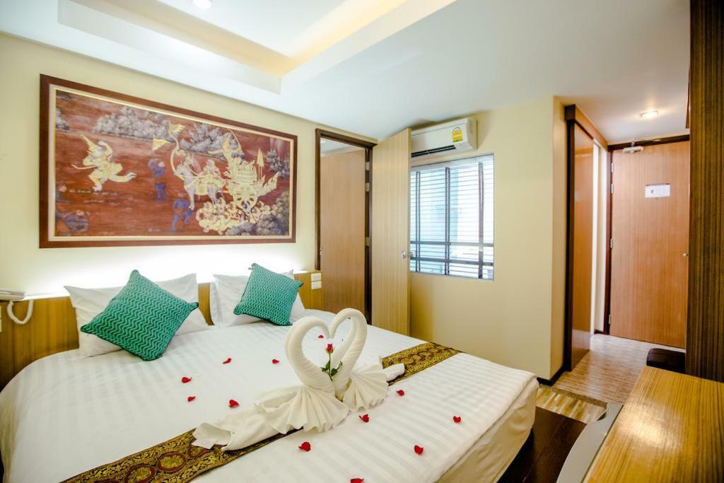Landmark Hotel 2*