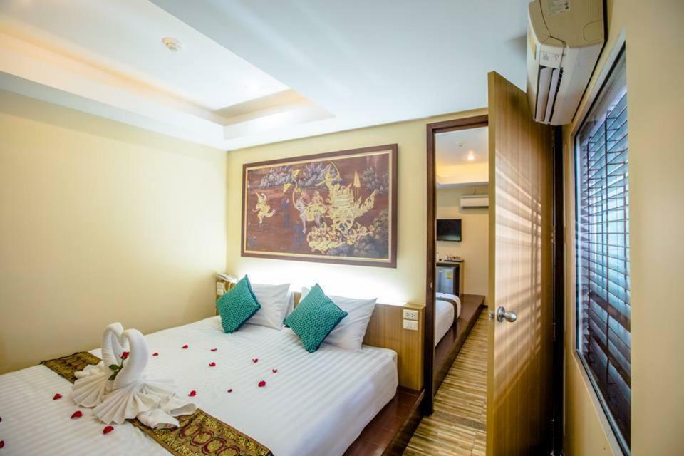 Landmark Hotel 2*