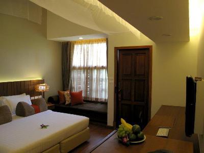 Marina Phuket 4*