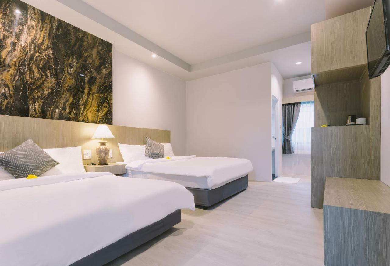 Fantasy Hill Hotel