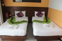 Harbor Hotel