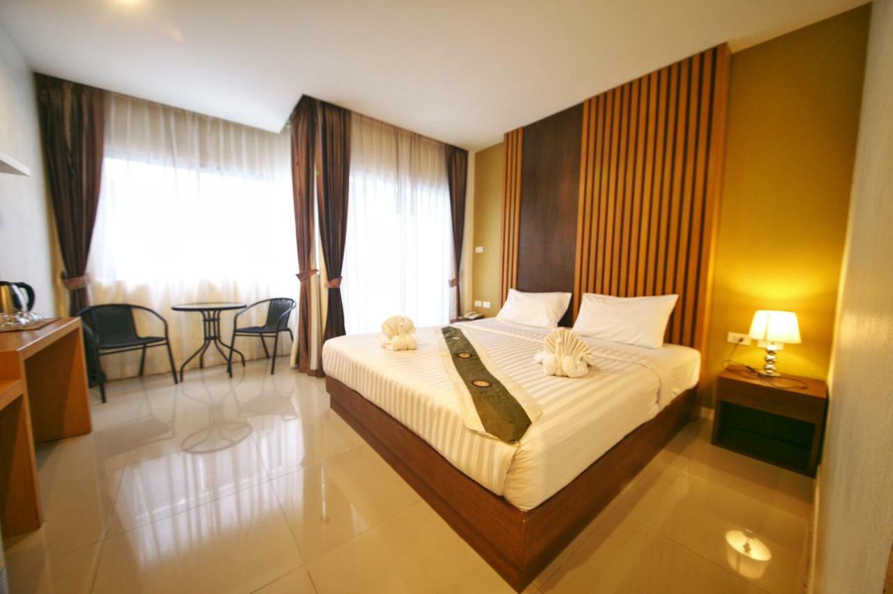 Tropical Sunset Hotel 3*