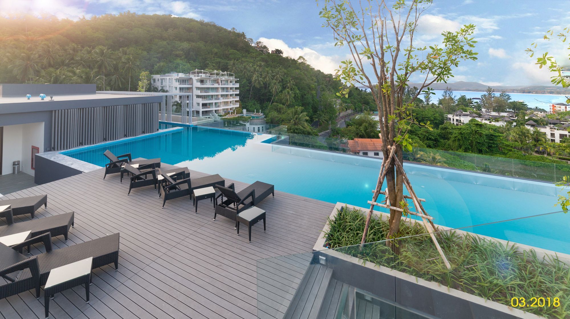 Hotel Aristo 2 Front - By Holy Cow 712