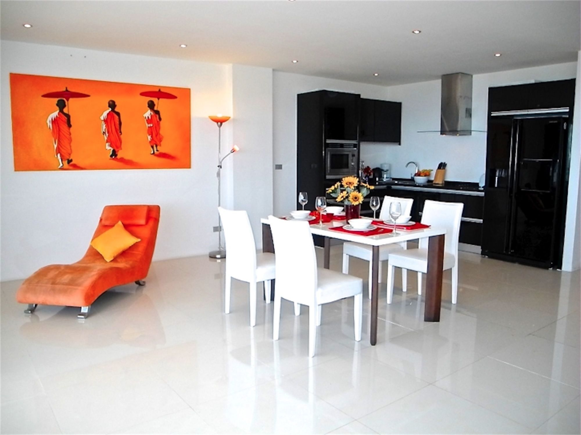 Sunset Plaza 2 Bedrooms Sea View *