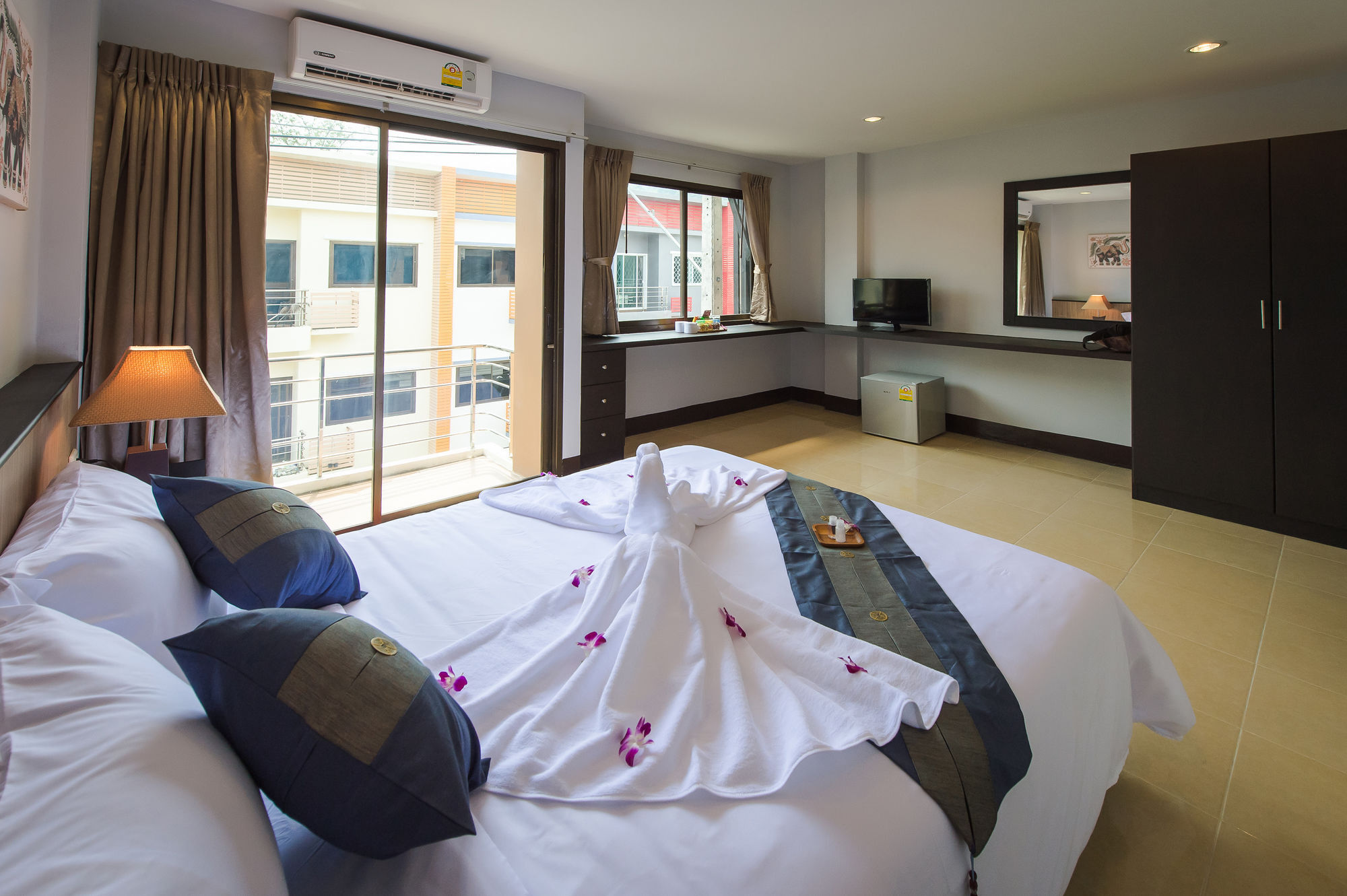 Hotel The Sr Patong