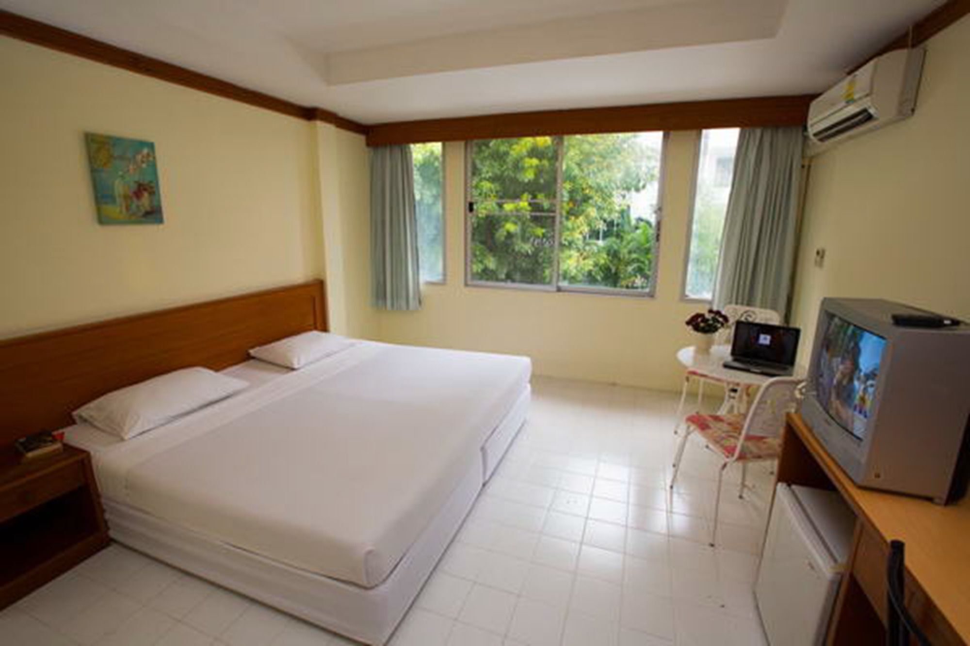 Oyo 320 Regent 2002 3* Phuket