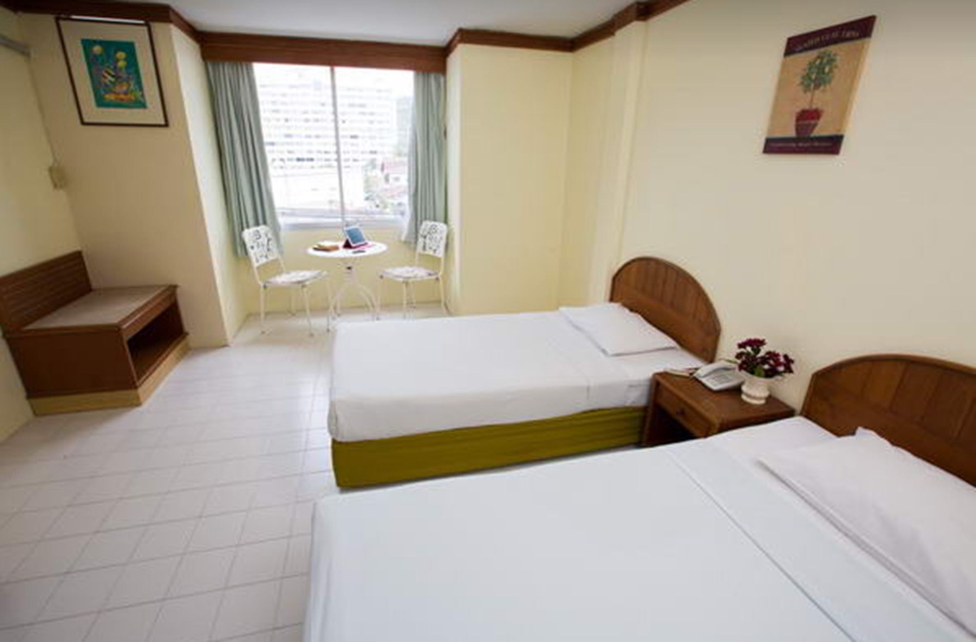 Oyo 320 Regent 2002 Hotel Phuket