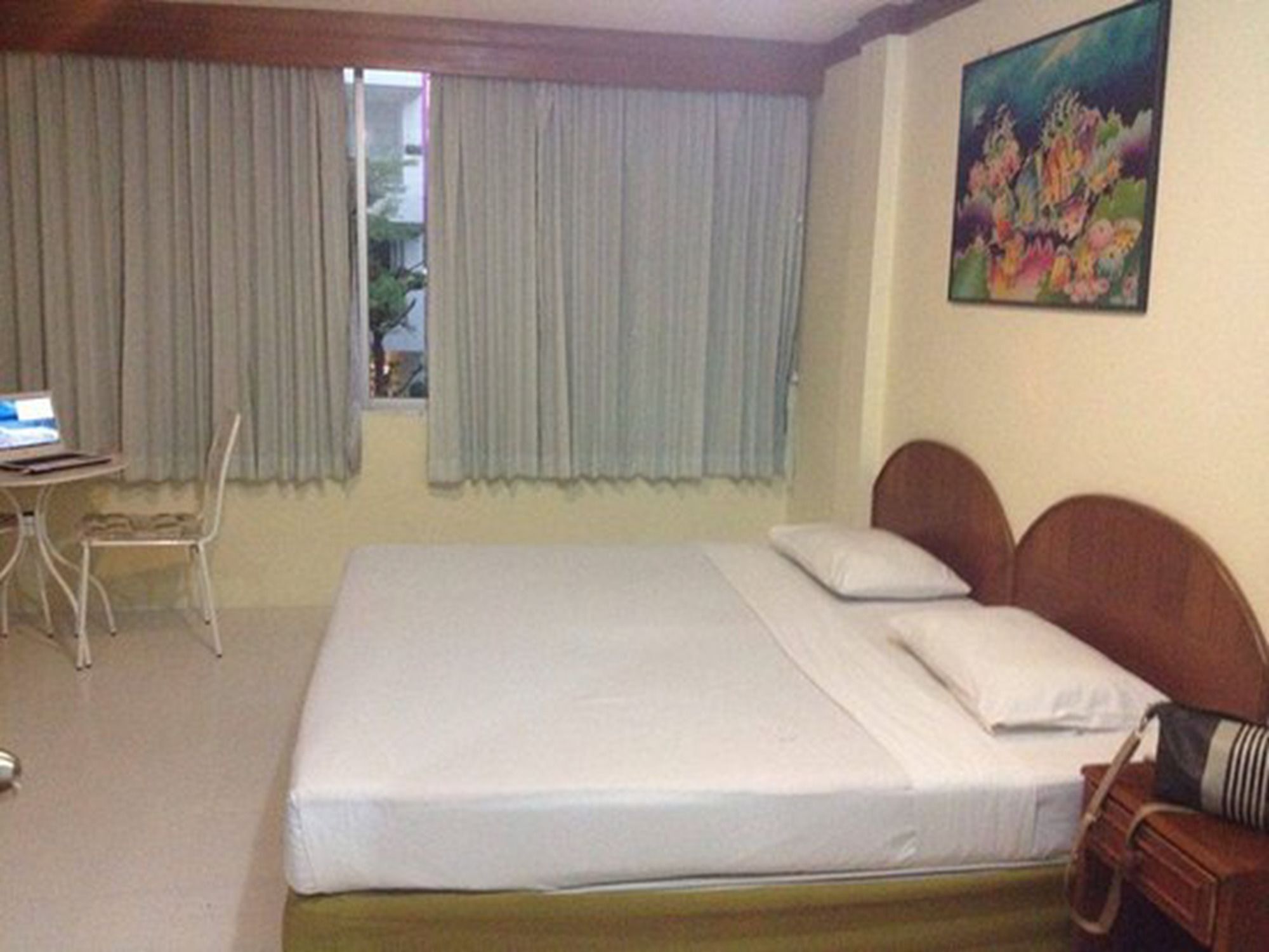 Oyo 320 Regent 2002 Phuket