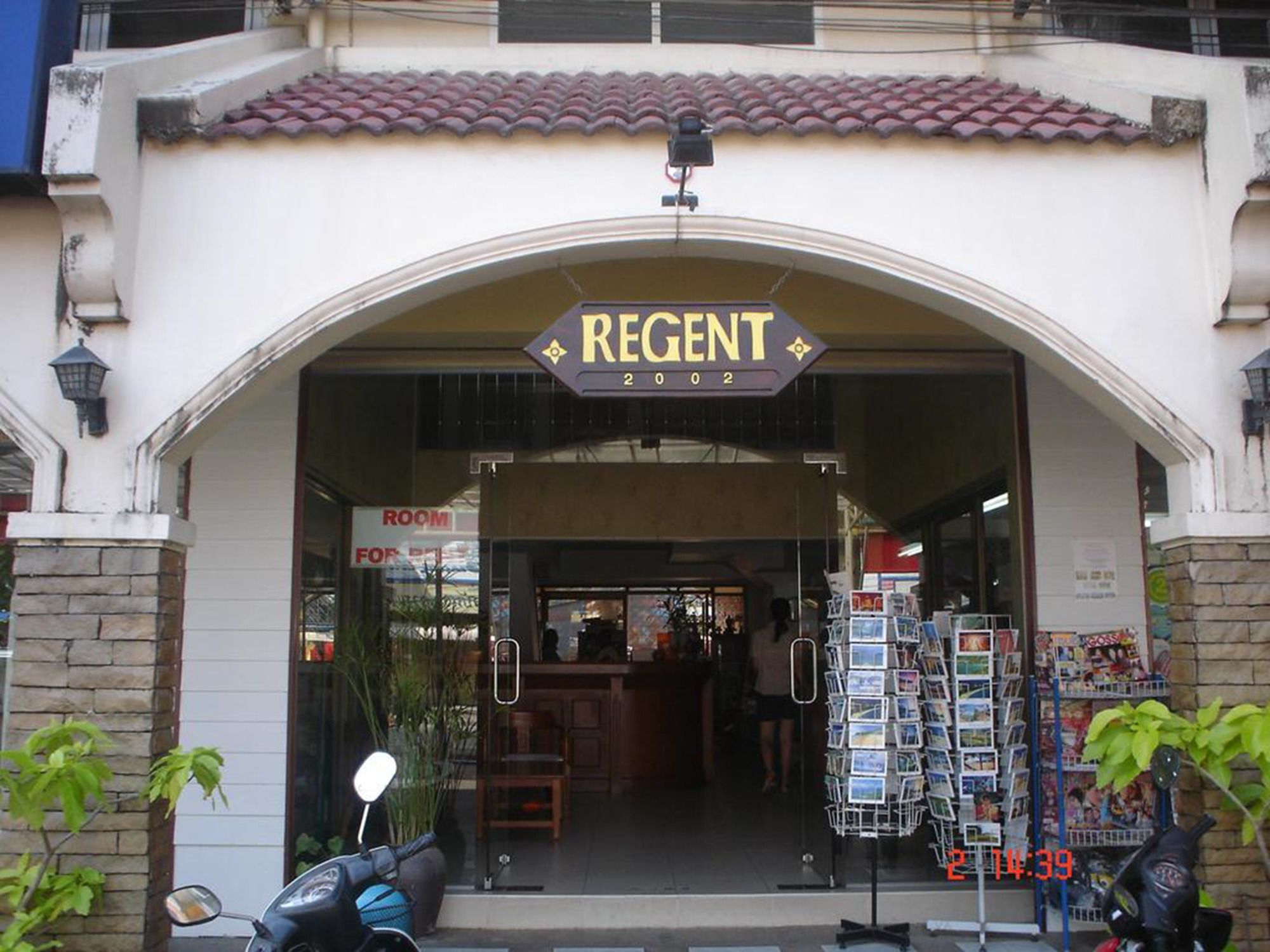 Oyo 320 Regent 2002 Hotel