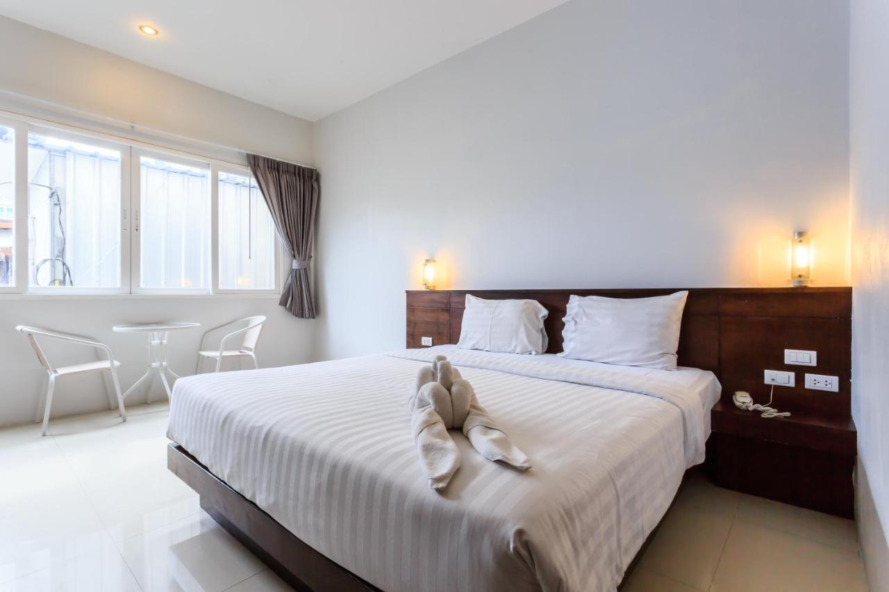 Hotel 77 Bangla - Sha Certified Phuket